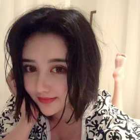 天河潭村西域风情巨乳抓龙筋 - 小雨