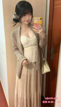 白云清纯反差学生妹可外出 - 琳琳